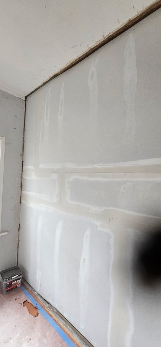 Drywall taping close up